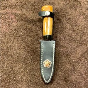 Handcrafted colonial high carbon knife
